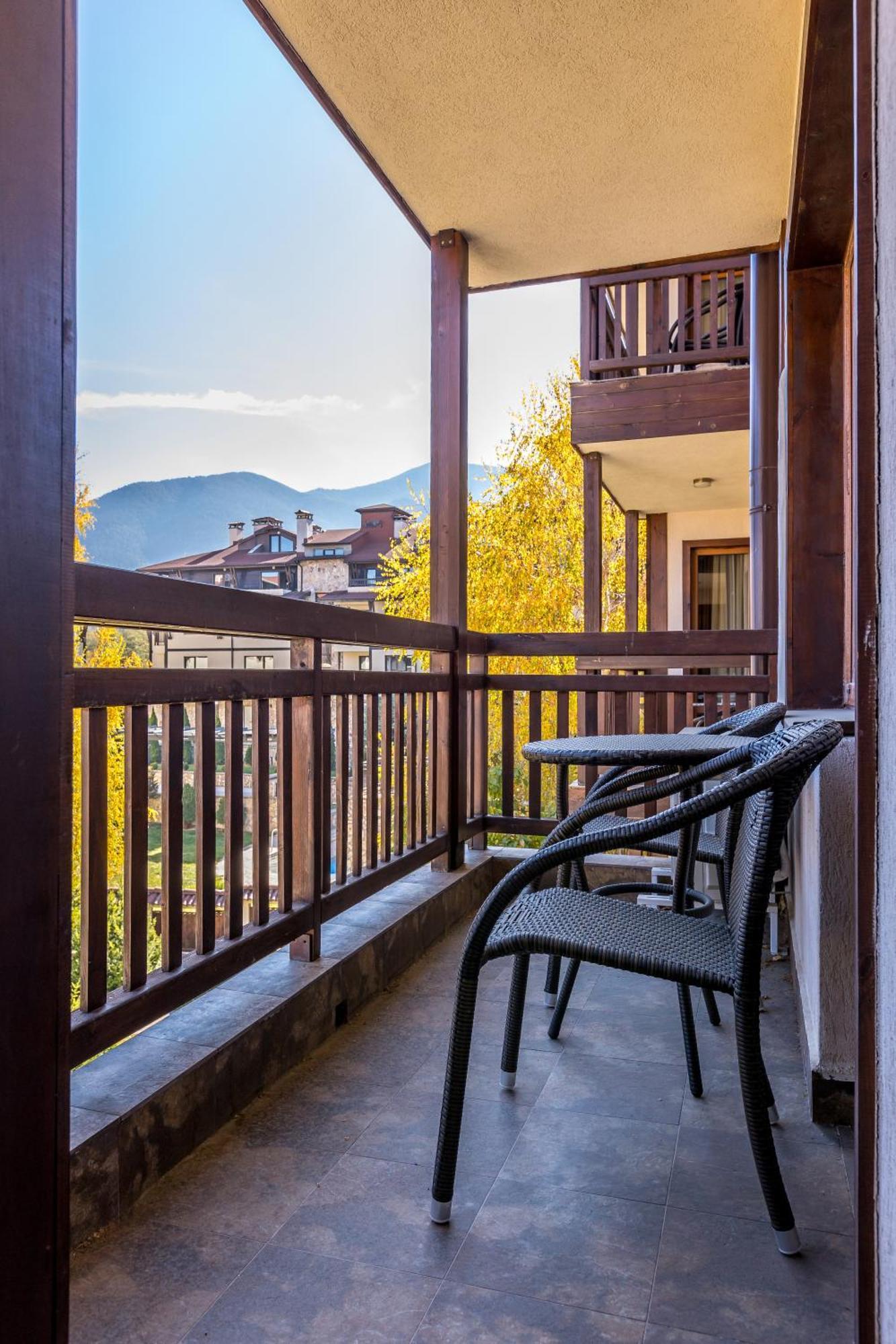 Downtown Bansko Resort Exterior photo