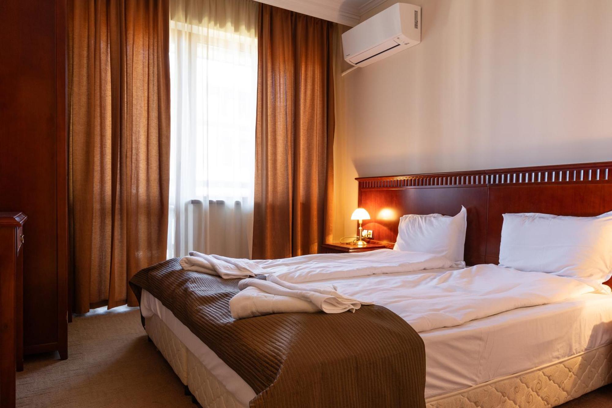 Downtown Bansko Resort Exterior photo