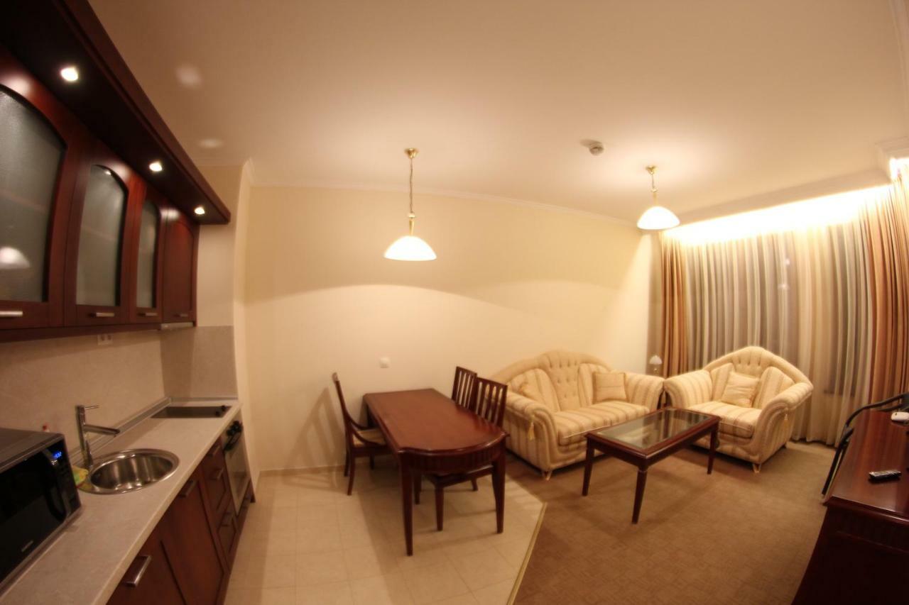 Downtown Bansko Resort Exterior photo